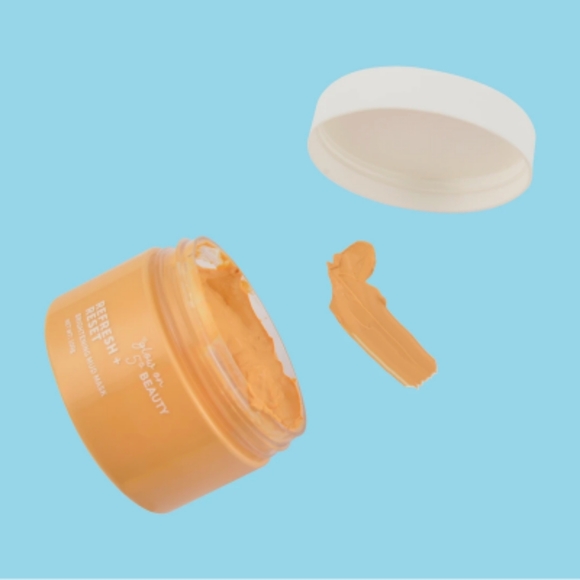 GLOW ON 5TH REFRESH + RESET Brightening Mud Mask - Picture 2 of 4